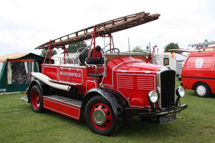 http://images.wikia.com/tractors/images/7/72/Dennis_Ace_fire_engine_-_EBH_823_at_Ardingly_2011_-_IMG_4956.jpg