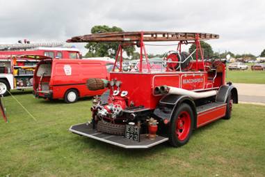 http://images.wikia.com/tractors/images/b/b9/Dennis_Ace_fire_engine_-_EBH_823_ar_Ardingly_11_-_IMG_4957.jpg